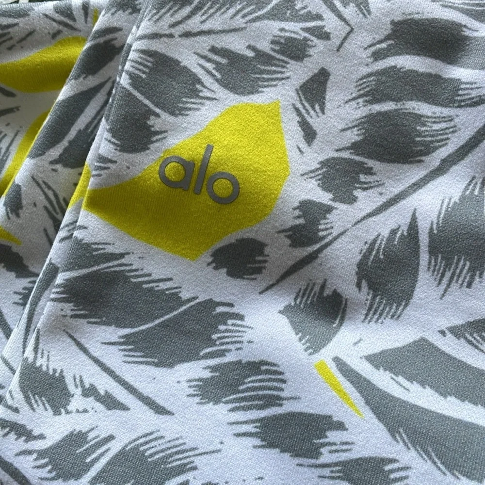 Alo Yoga Airbrush Palm-Printed Sport Leggings Zest Gray Yellow Palm Print Size S